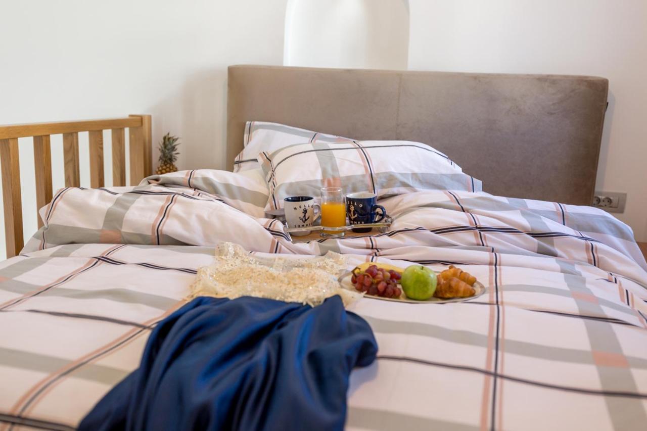 Luxe Maroussi Villas Pyrgos Kallistis ภายนอก รูปภาพ